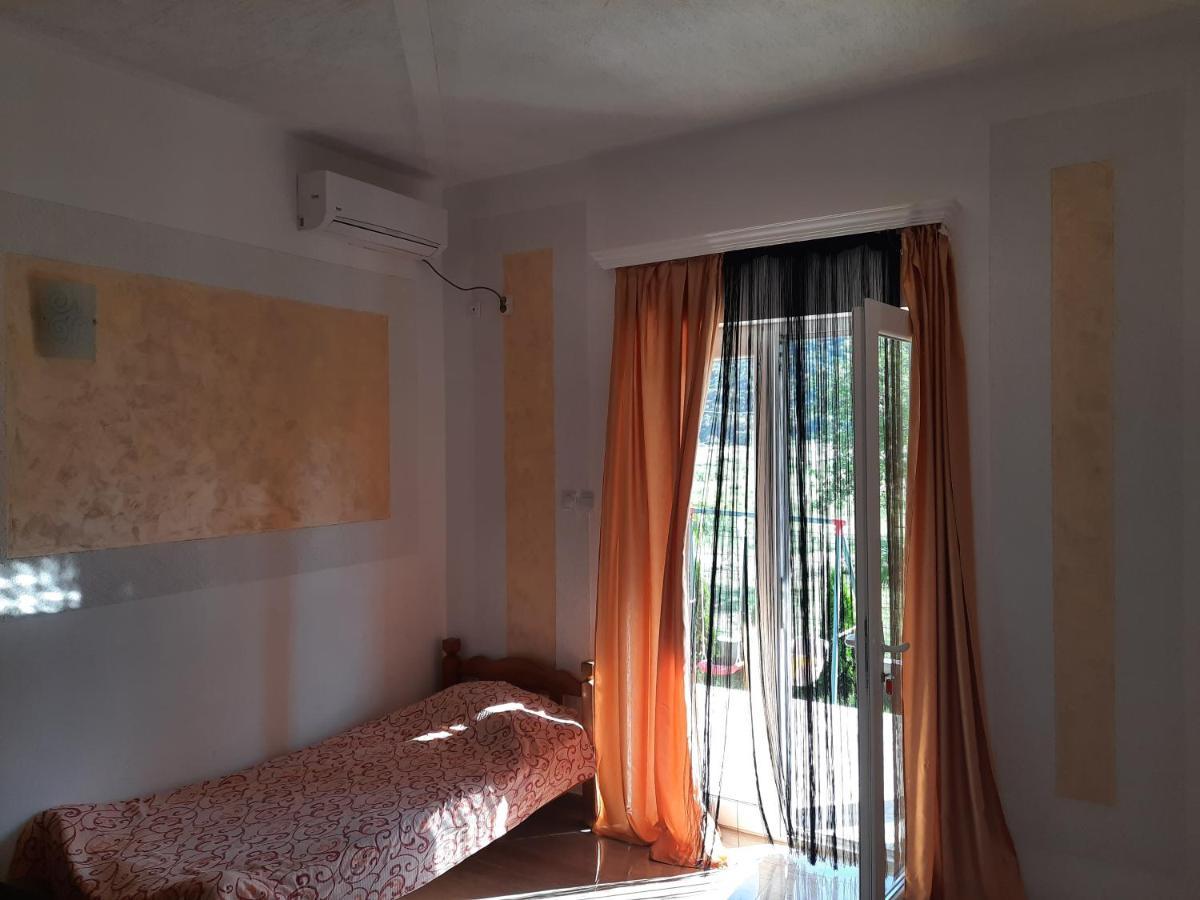 Vila Aleksandar