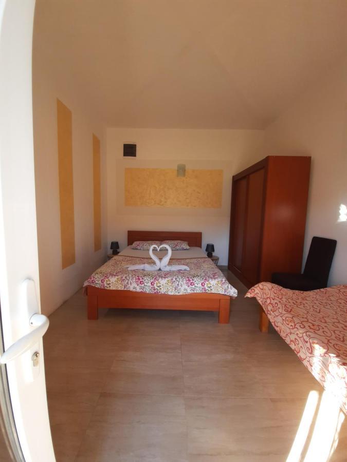 Daire Vila Aleksandar Budva