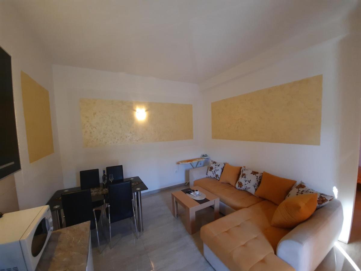Vila Aleksandar Budva